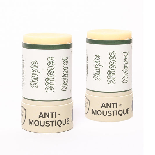 Deux sticks anti-moustique Tiger Repel Sérénité ouverts sur fond blanc – mentions « Simple, Efficace, Naturel » et « Anti-Moustique » visibles sur l'emballage en carton, produit beige prêt à l'application
